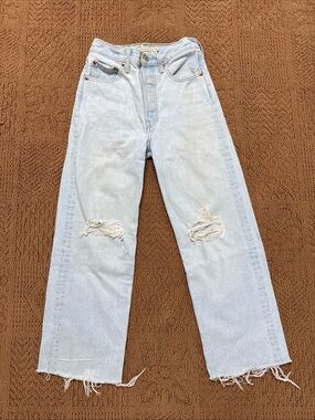LEVI’S Ribcage Straight Leg Ankle Jeans Size 24